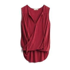 Westcott cross front top with tie at neck